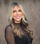 Headshot of Nicole Pitts