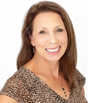 Headshot of Amy Perrine