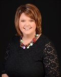 Headshot of Lori Selman