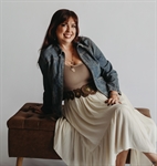 Profile photo for Justine Salas