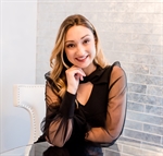 Profile photo for Julia Holt