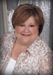 Profile photo for Debbie Scanlan