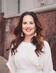 Profile photo for Shannon Higginbotham