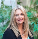 Profile photo for Andrea Ciesluk