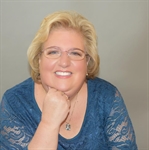 Photo of Susan Flora