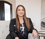 Profile photo for Denisa Dills