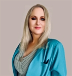 Profile photo for Shannon Arbuthnot