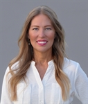 Profile photo for Rebekah Loos