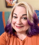 Profile photo for April Harding