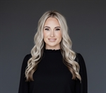 Photo of Emily Turner