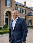 Headshot of Jose Padilla