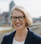 Photo of Beth Smoot